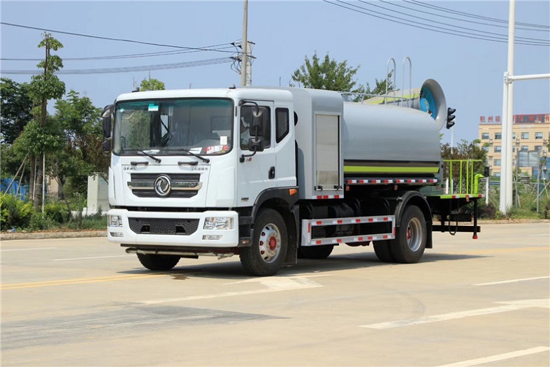 東風D9國六10噸圓罐多功能抑塵車 城市環境與工礦降塵的得力干將